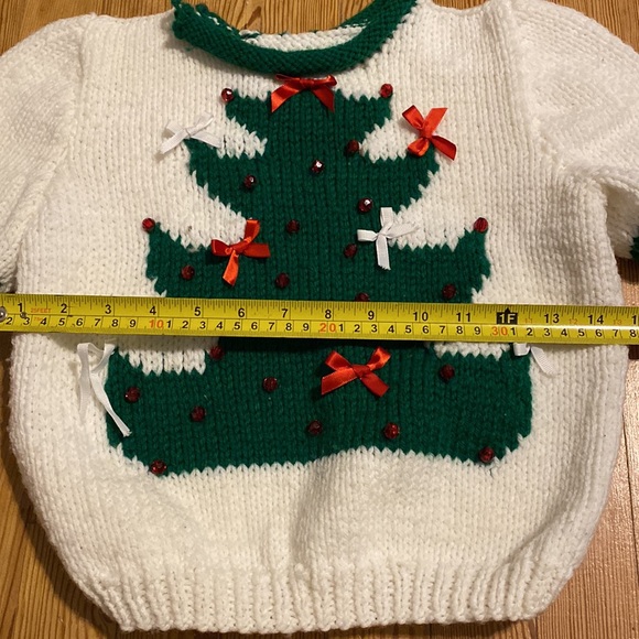 Handmade knitted Baby Christmas sweater - Picture 4 of 4
